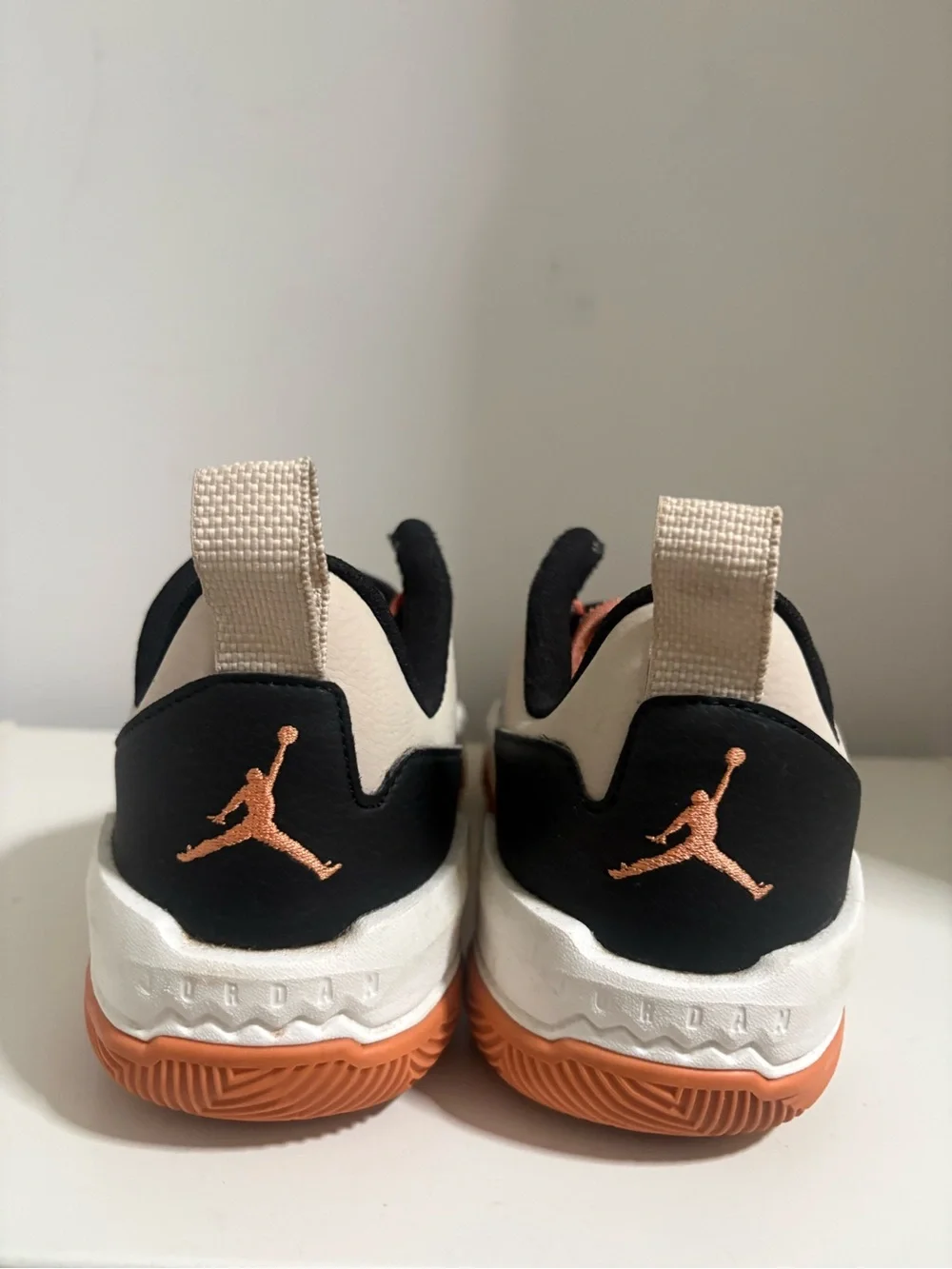 Nike breathable beige